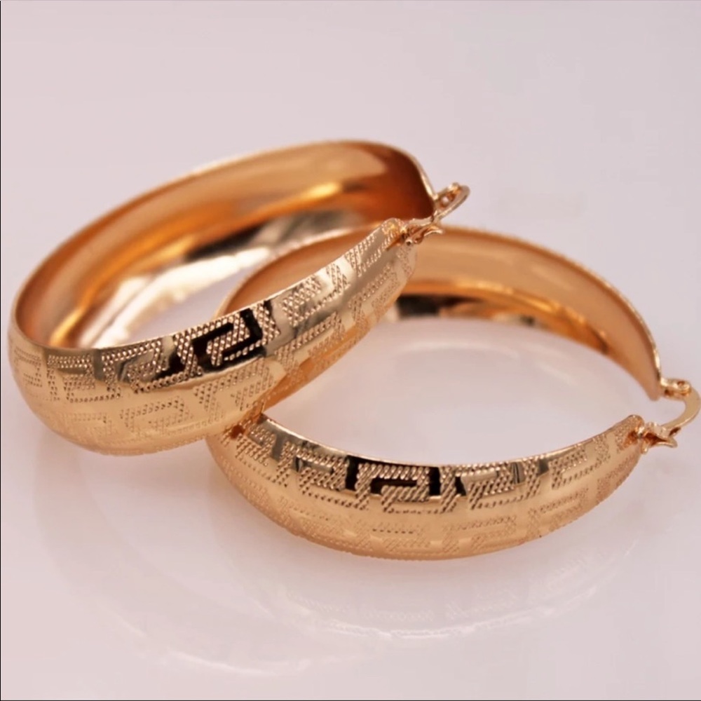 New Vintage gold hoop Greek key earrings - Picture 7 of 7